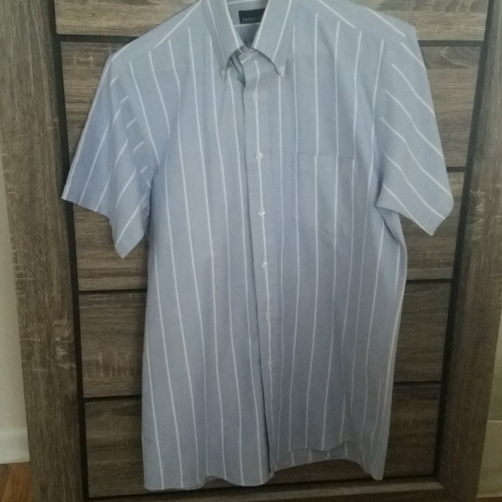 Men's Short Sleeved Shirt